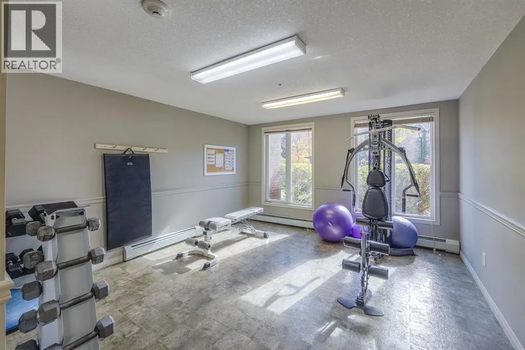 237, 15 Everstone Drive SW