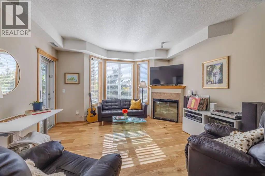 237, 15 Everstone Drive SW