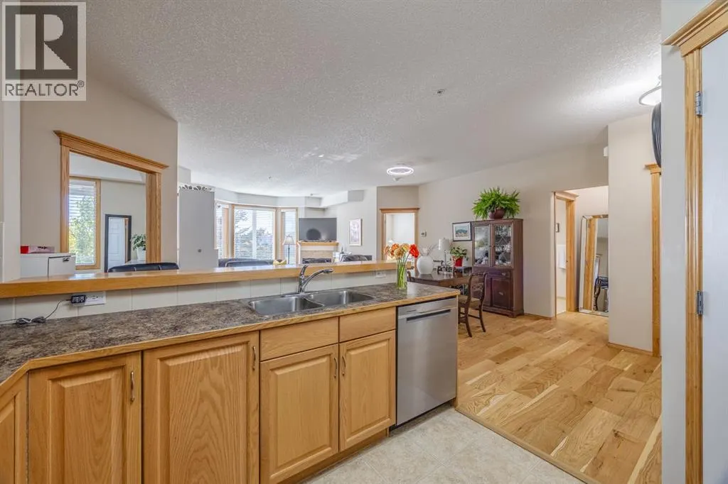 237, 15 Everstone Drive SW