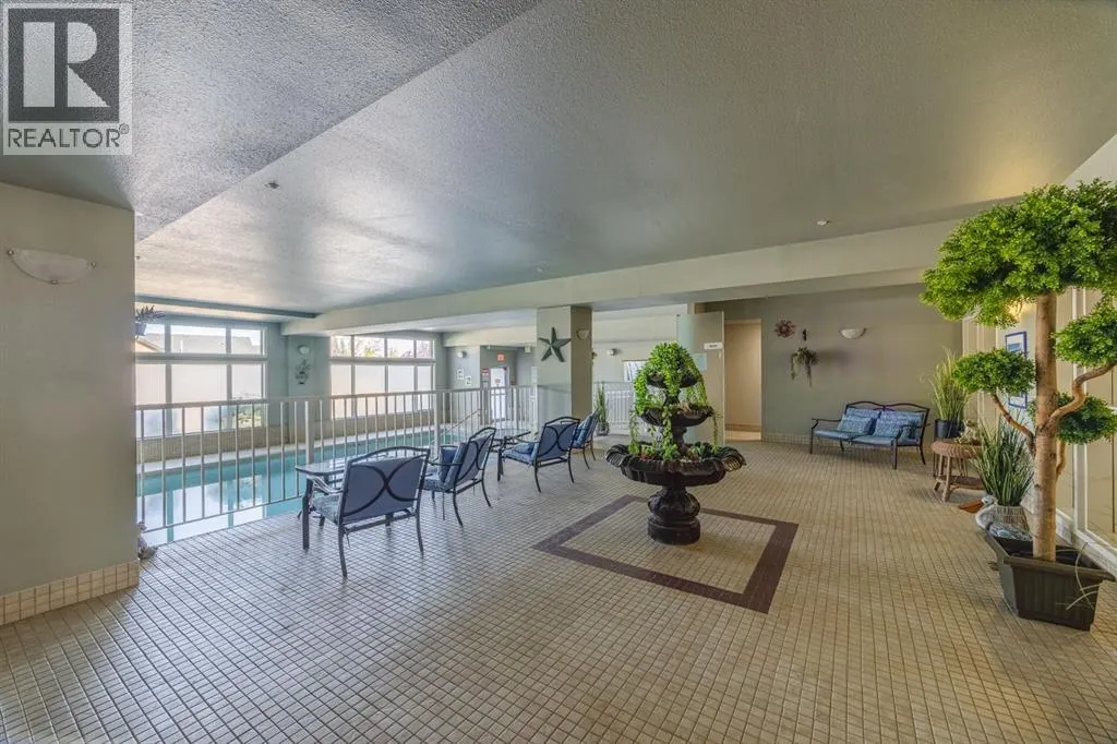 237, 15 Everstone Drive SW