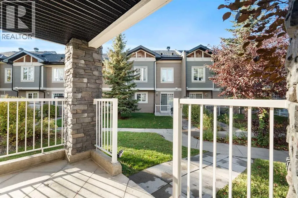1112, 115 Prestwick Villas SE