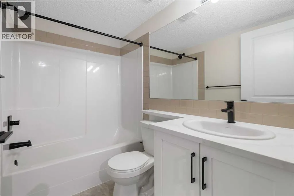 1112, 115 Prestwick Villas SE