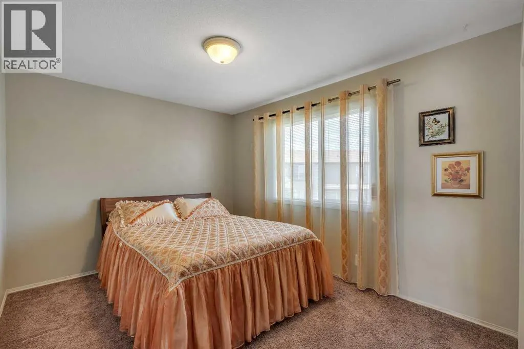 84 Willowbrook Crescent NW