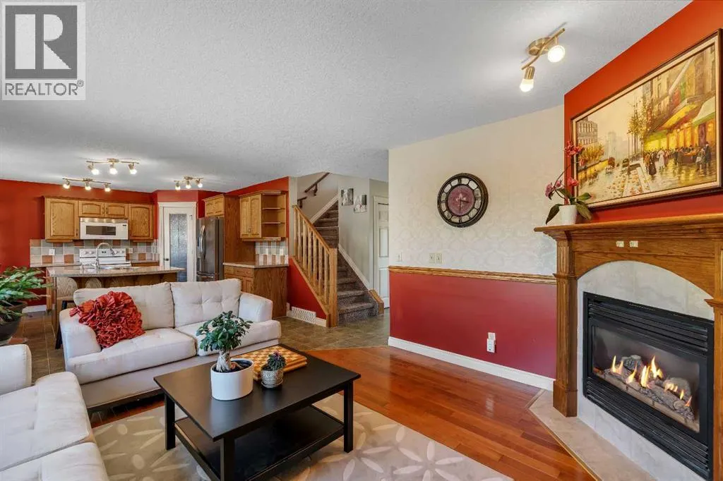 84 Willowbrook Crescent NW
