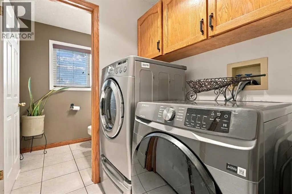 21 Mt Robson Close SE