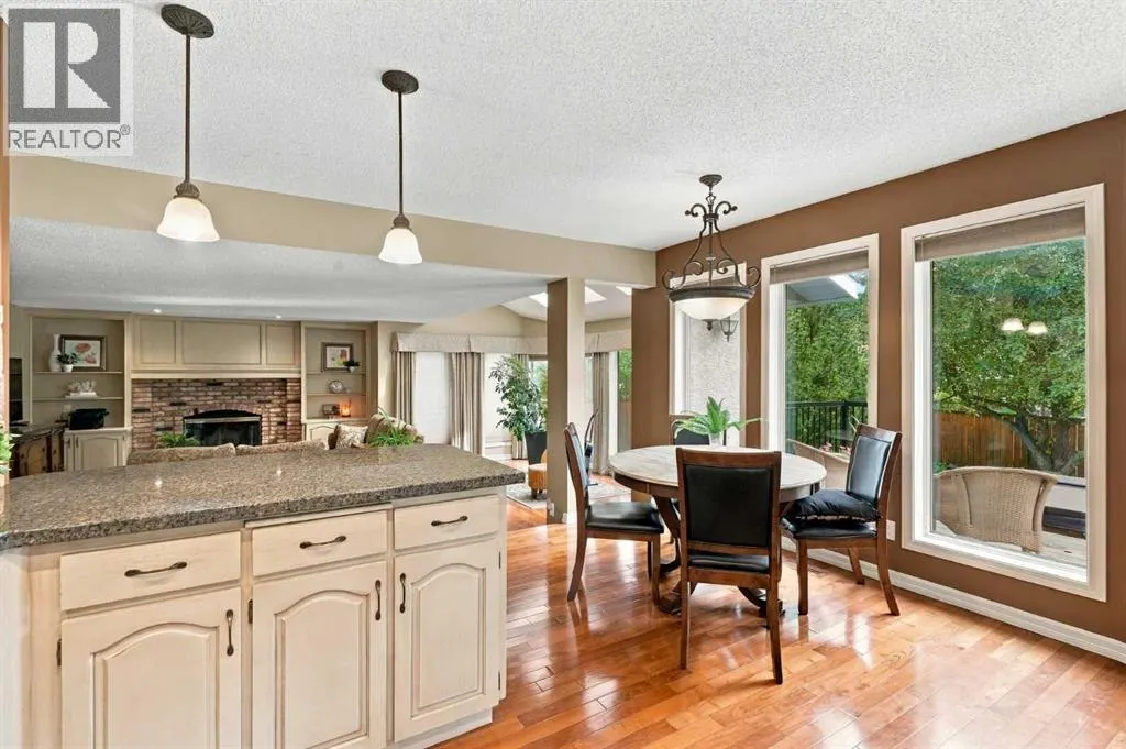 21 Mt Robson Close SE