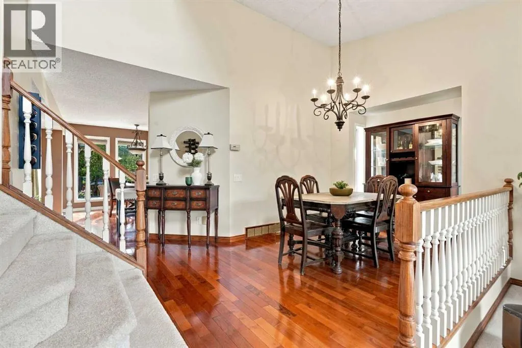 21 Mt Robson Close SE