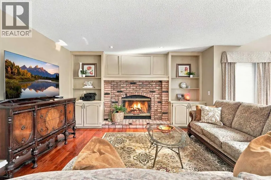 21 Mt Robson Close SE