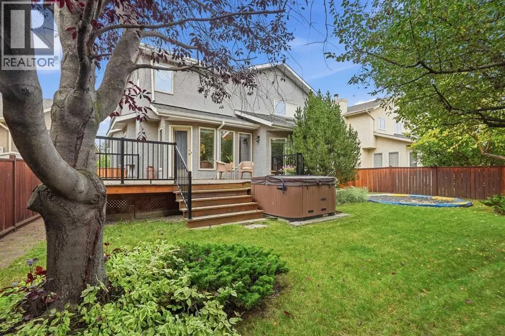 21 Mt Robson Close SE