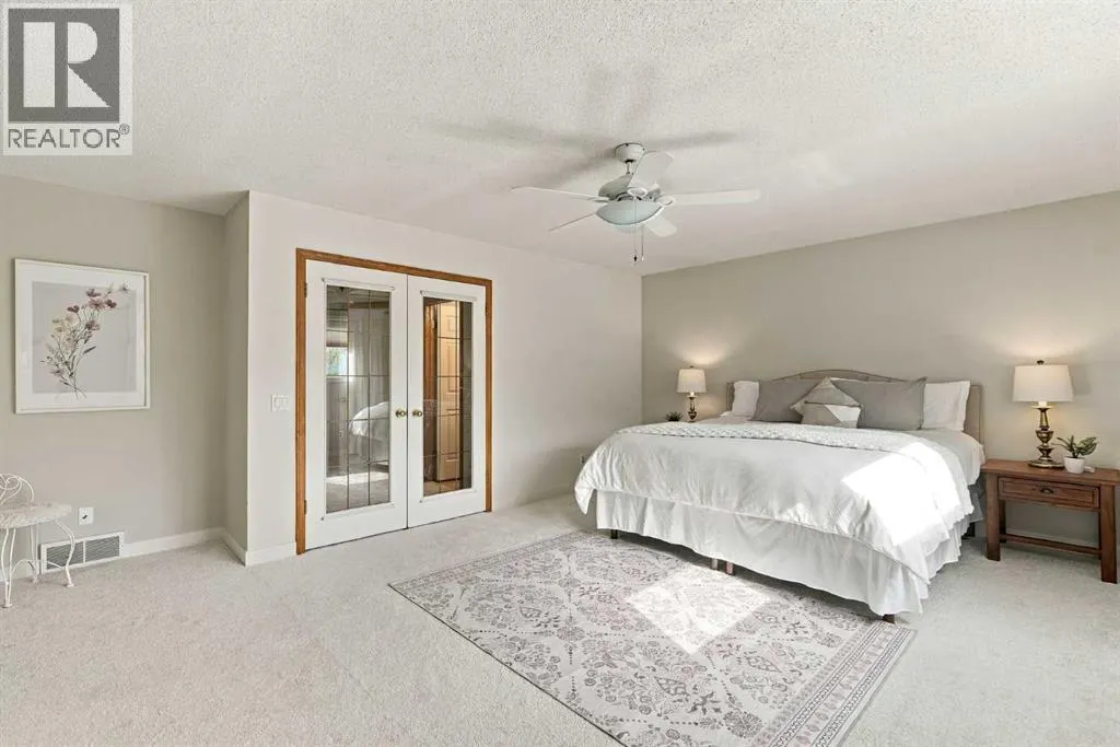 21 Mt Robson Close SE