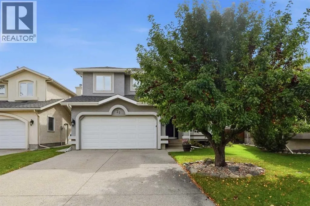 21 Mt Robson Close SE