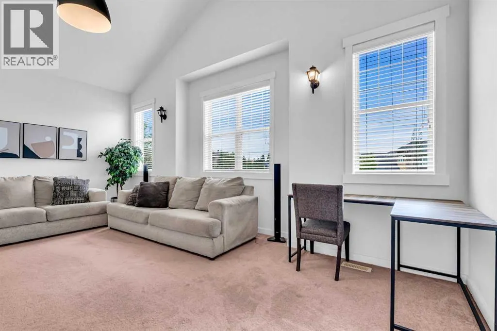 452 Evergreen Circle SW