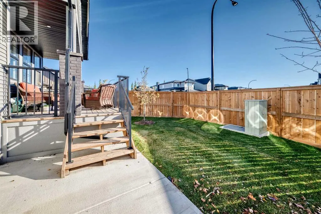 2000, 15 Coopersfield Link SW