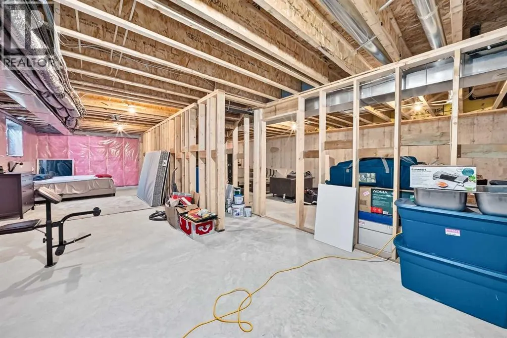 2000, 15 Coopersfield Link SW