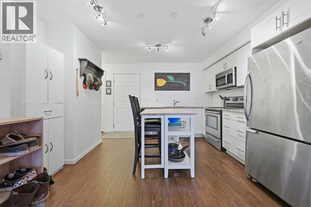 3315, 755 Copperpond Boulevard SE
