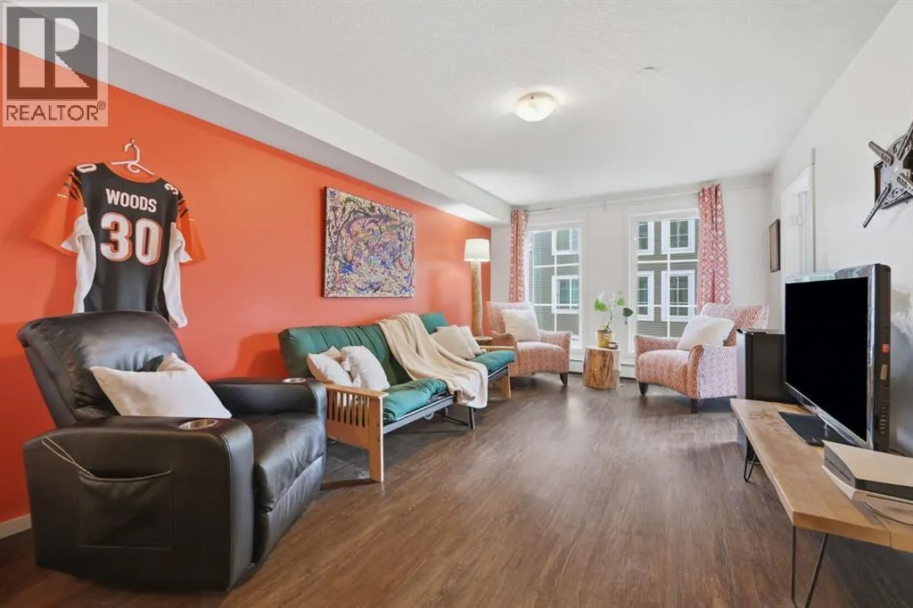 3315, 755 Copperpond Boulevard SE