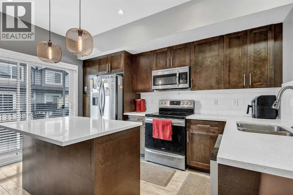 302, 280 Williamstown Close NW