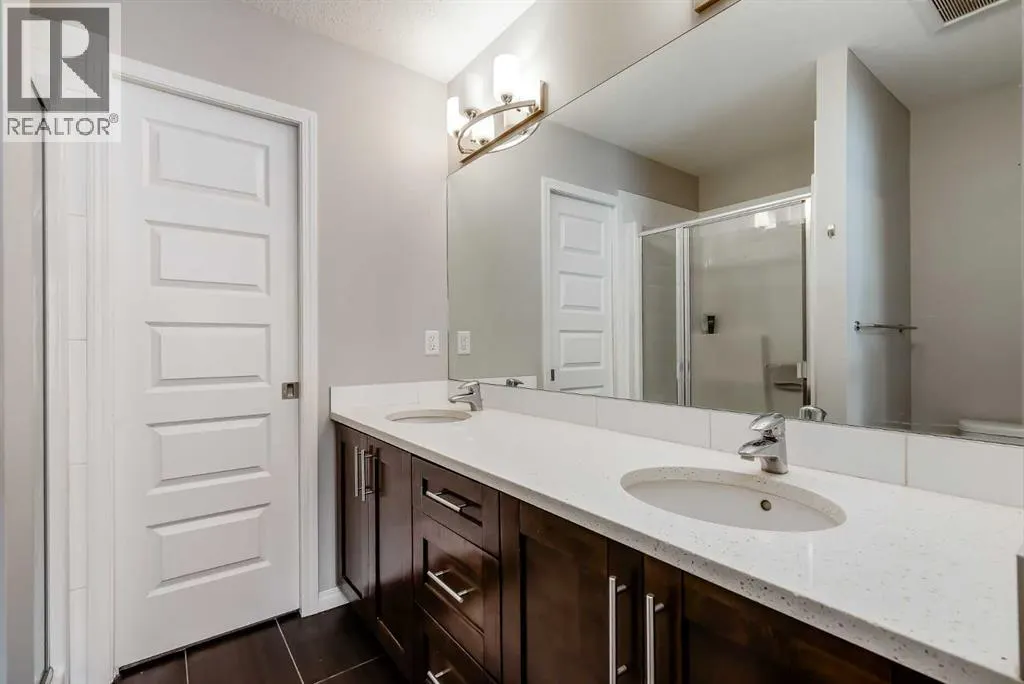 302, 280 Williamstown Close NW