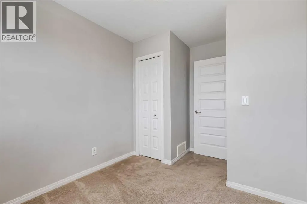 302, 280 Williamstown Close NW