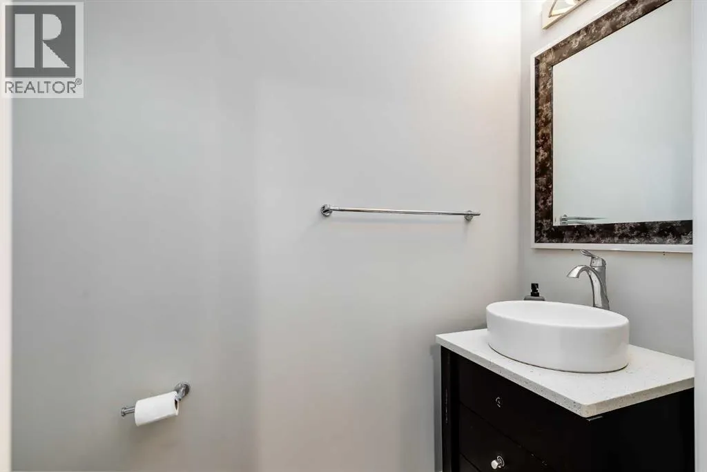302, 280 Williamstown Close NW