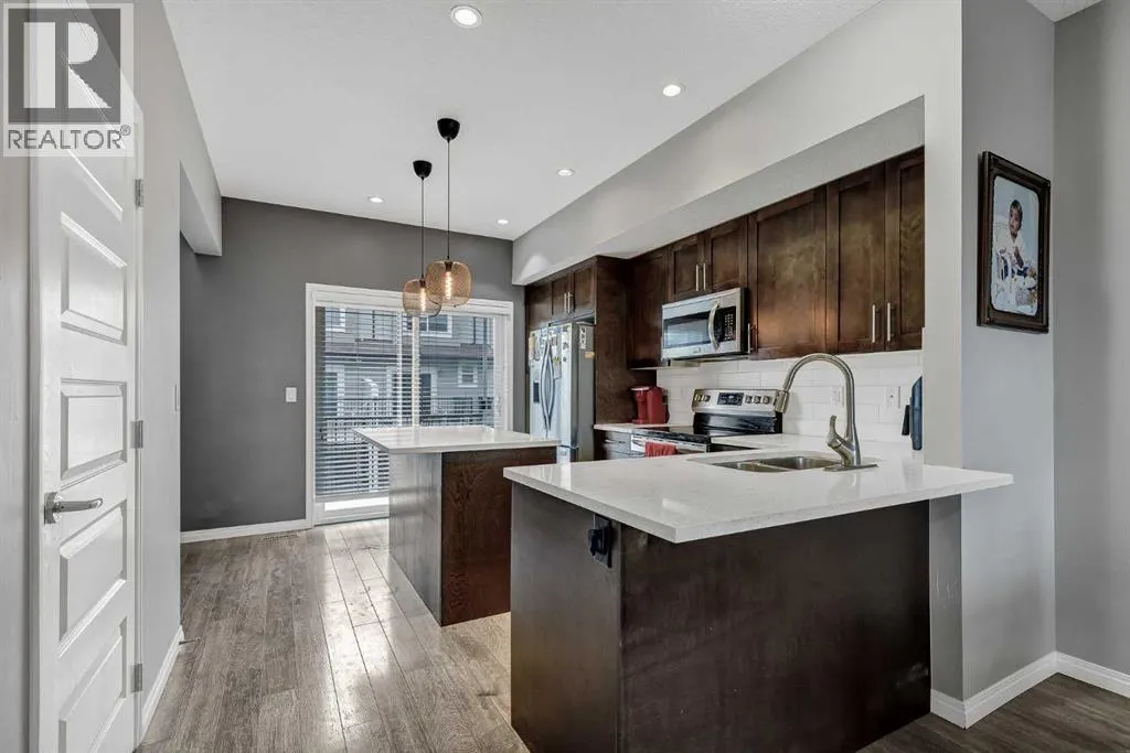 302, 280 Williamstown Close NW