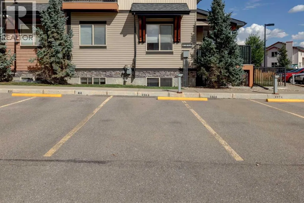 1304, 2461 Baysprings Link SW