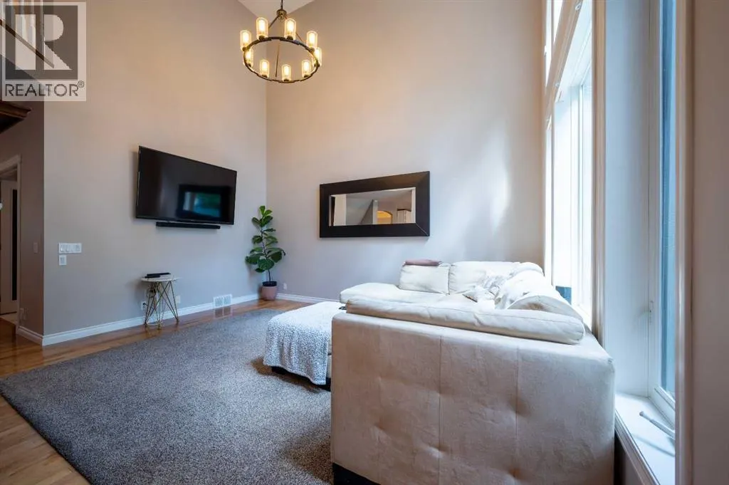 13 Cranston Drive SE
