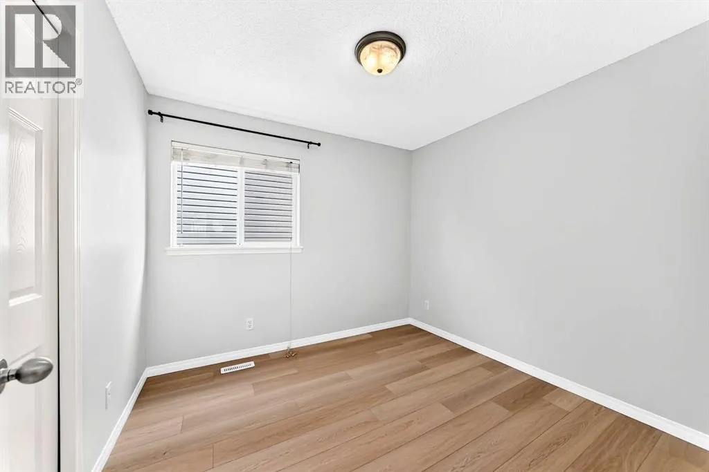 352 Copperfield Gardens SE