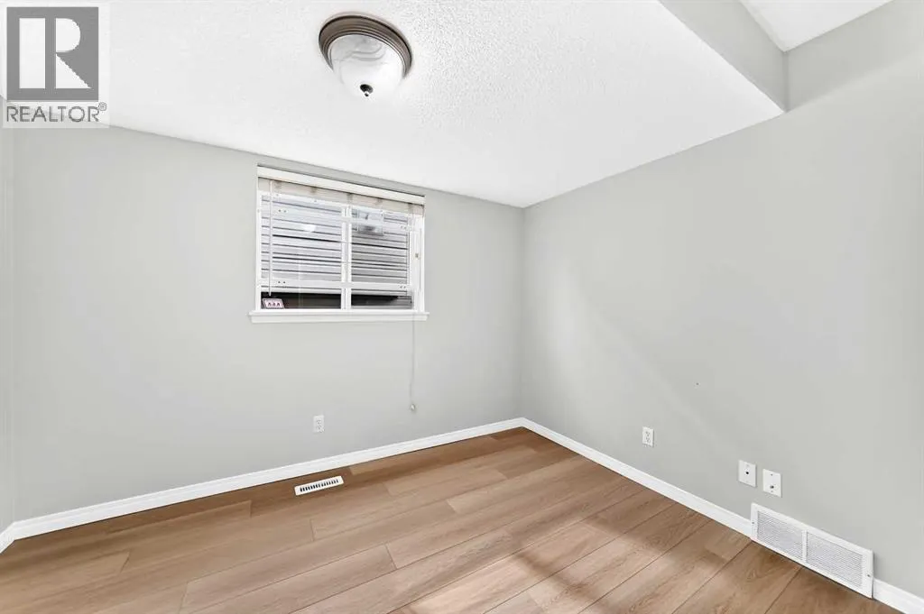 352 Copperfield Gardens SE