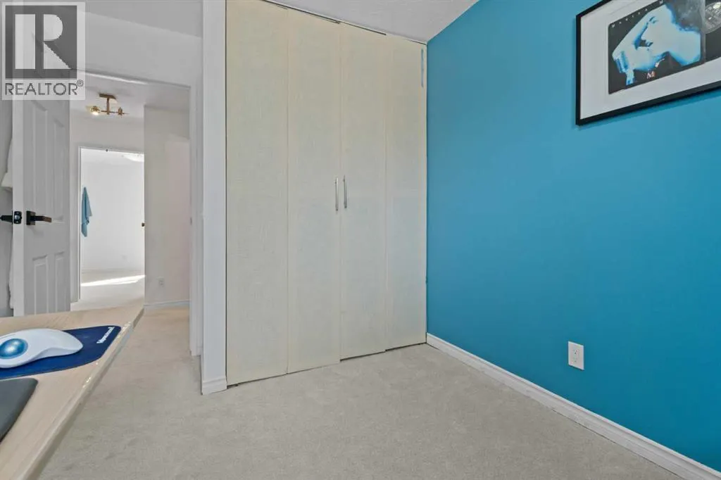 302, 9930 Bonaventure Drive SE