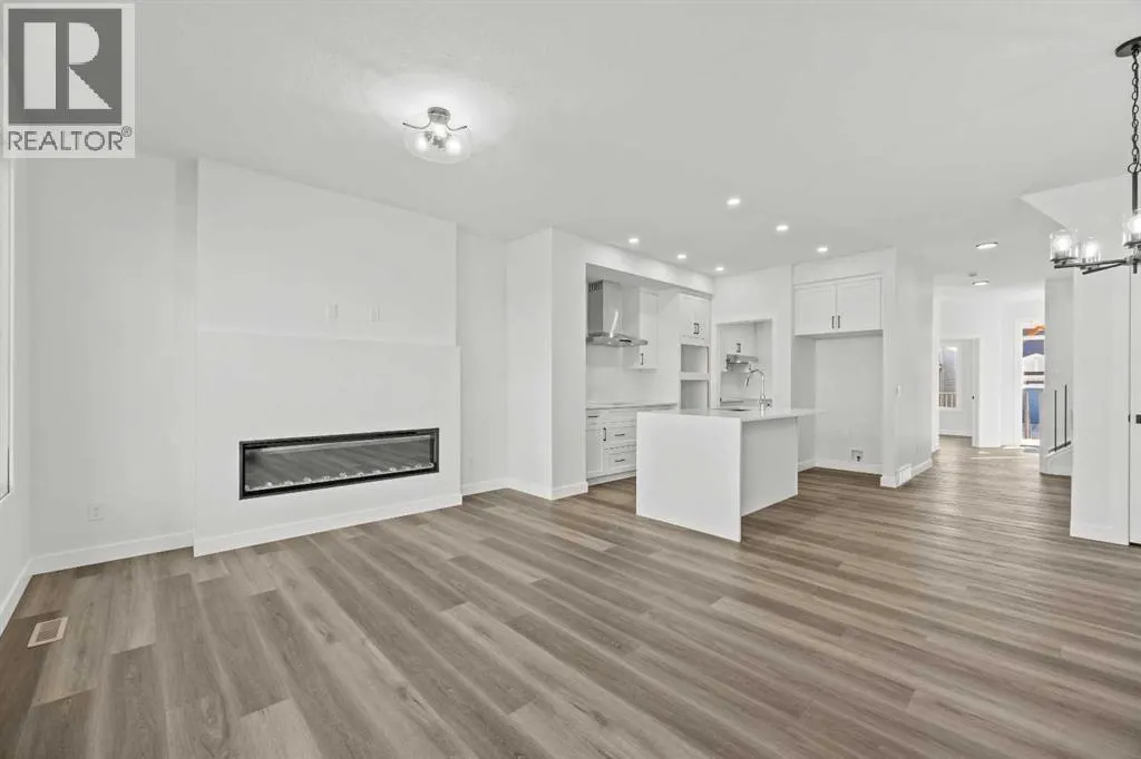 160 Snowberry Common SE