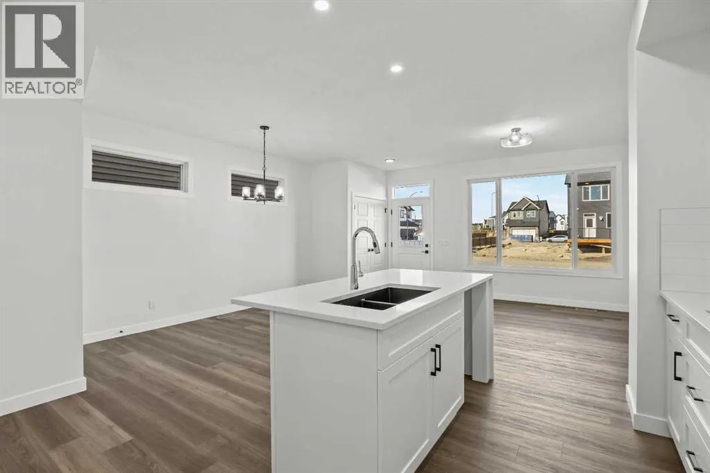 160 Snowberry Common SE