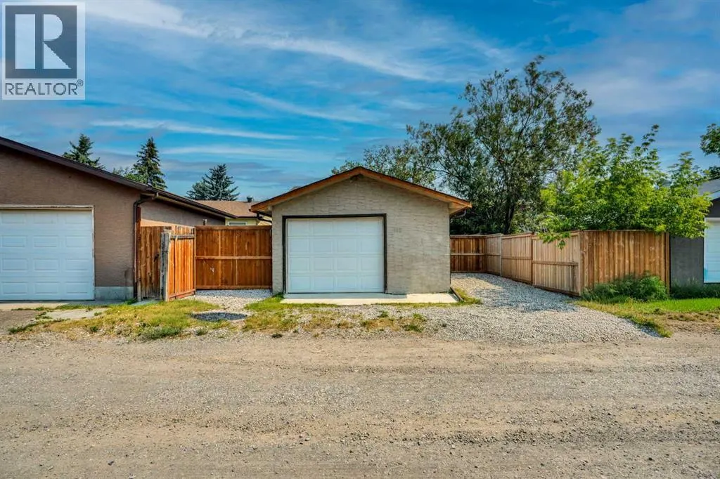 115 Abingdon Crescent NE