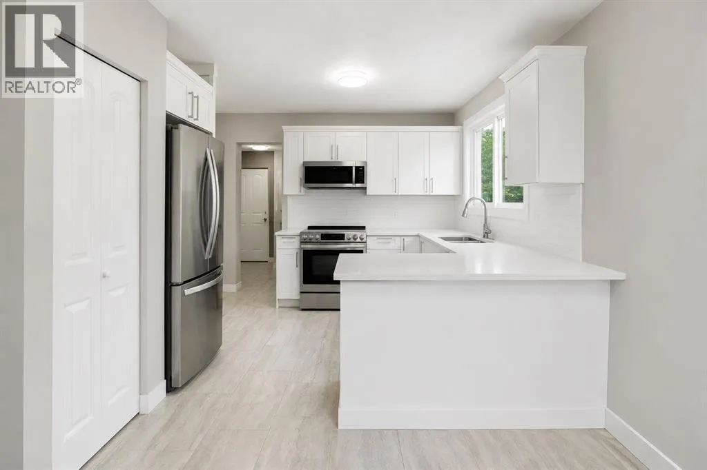115 Abingdon Crescent NE