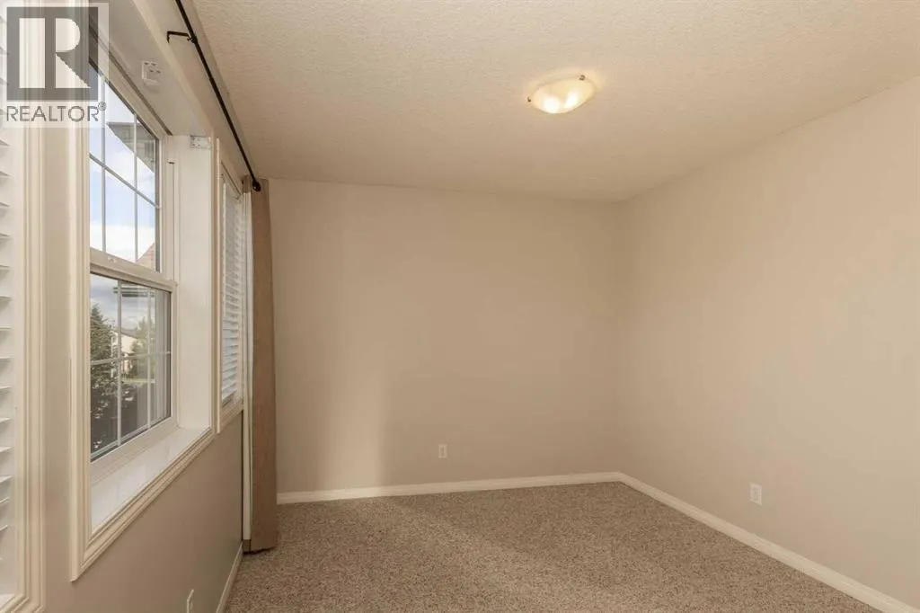 196 Eversyde Circle SW