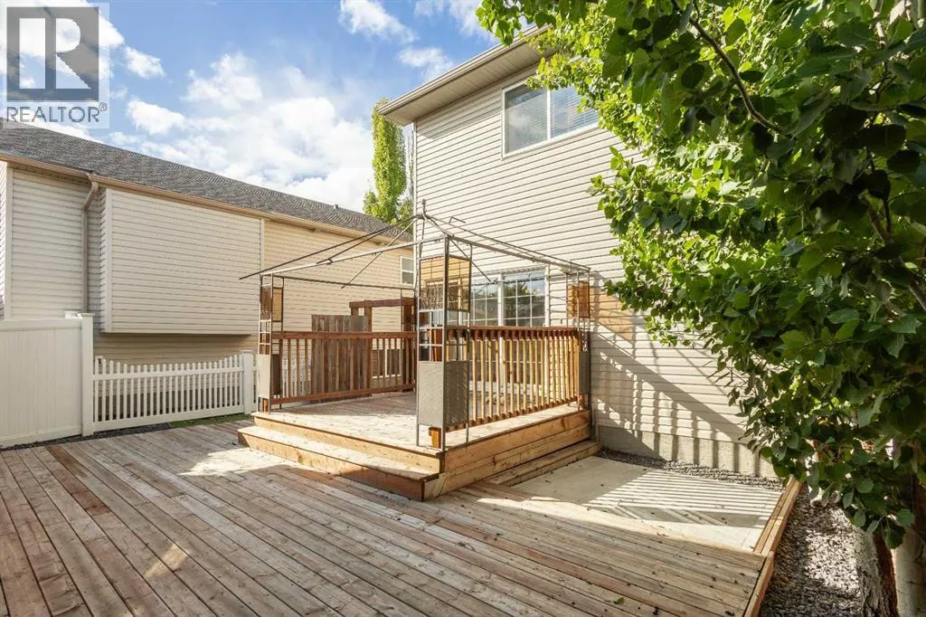 196 Eversyde Circle SW