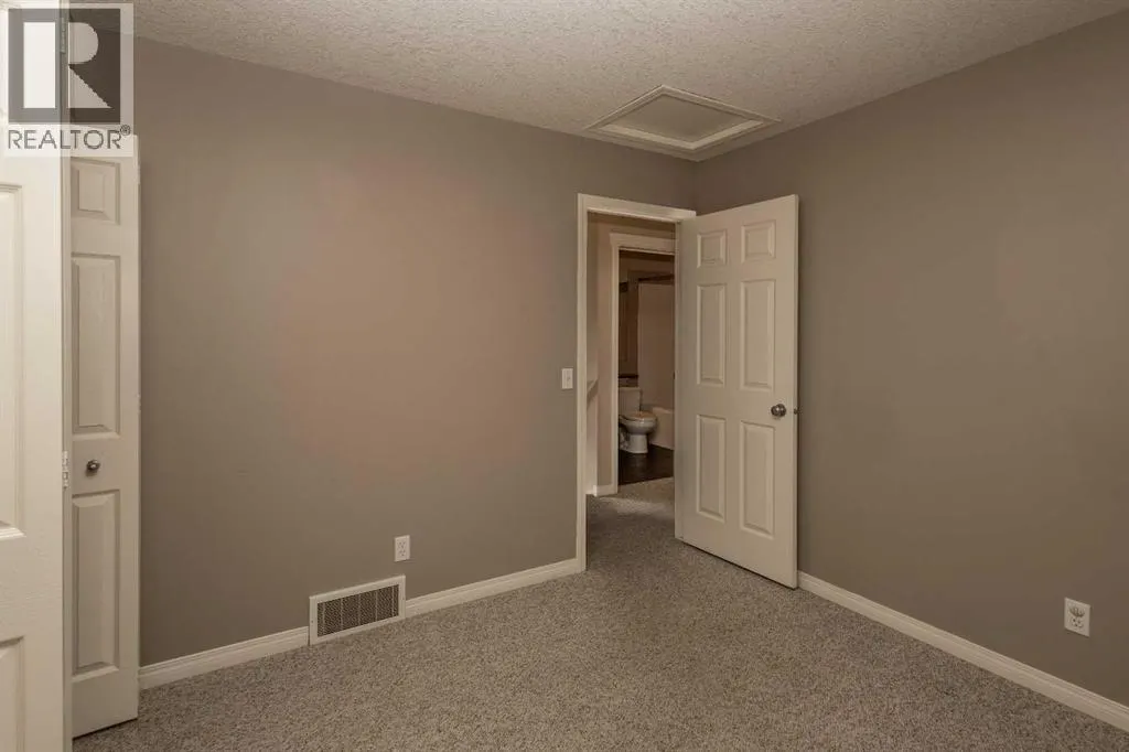 196 Eversyde Circle SW
