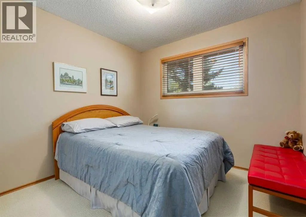 4808 Valiant Drive NW