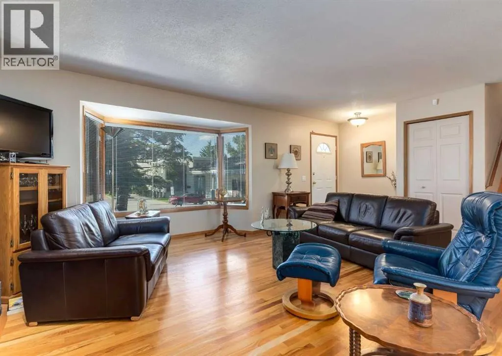 4808 Valiant Drive NW