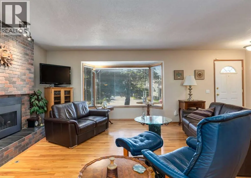 4808 Valiant Drive NW
