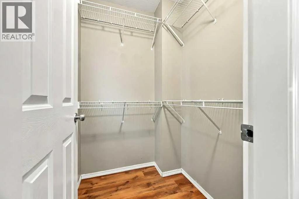 303, 2005 Luxstone Boulevard SW