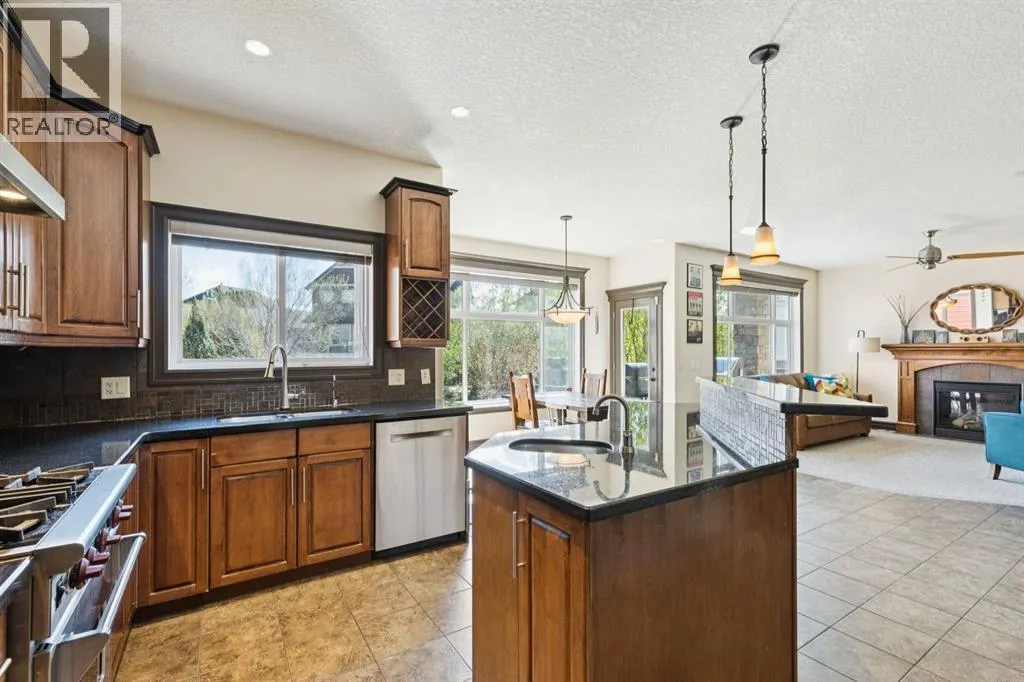 957 Coopers Drive SW