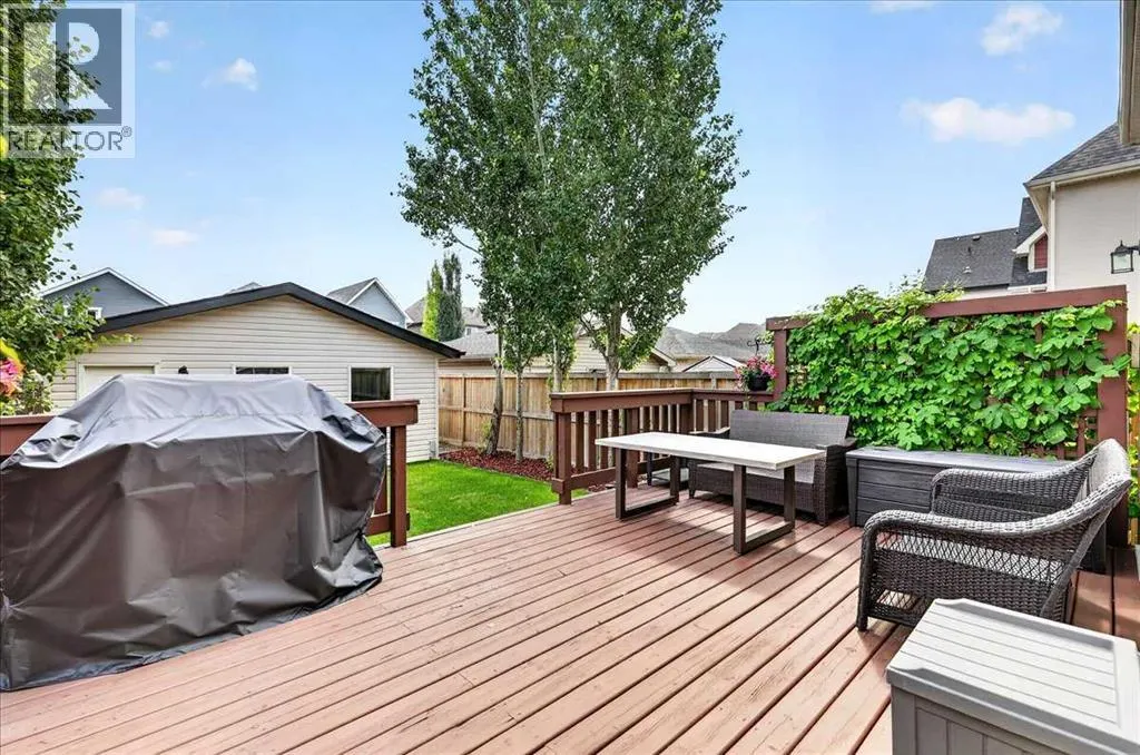 60 Mahogany Grove SE