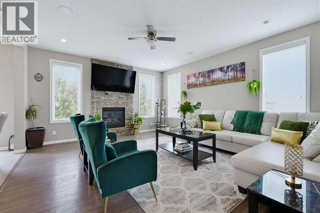 212 Lakepointe Drive