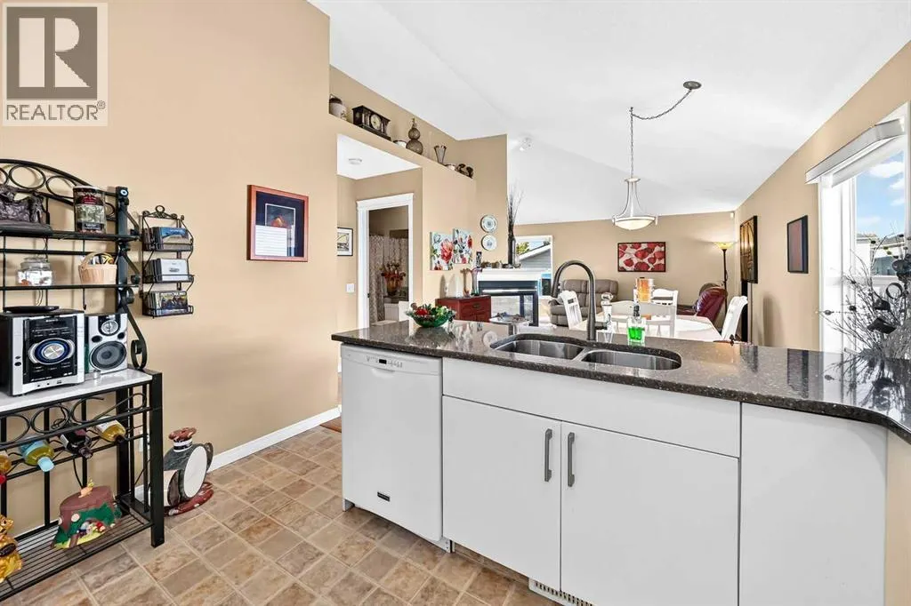 84 TUSCANY VALLEY Drive NW