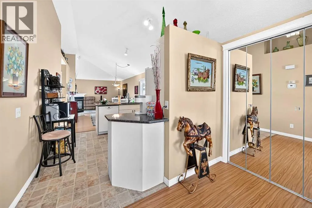 84 TUSCANY VALLEY Drive NW