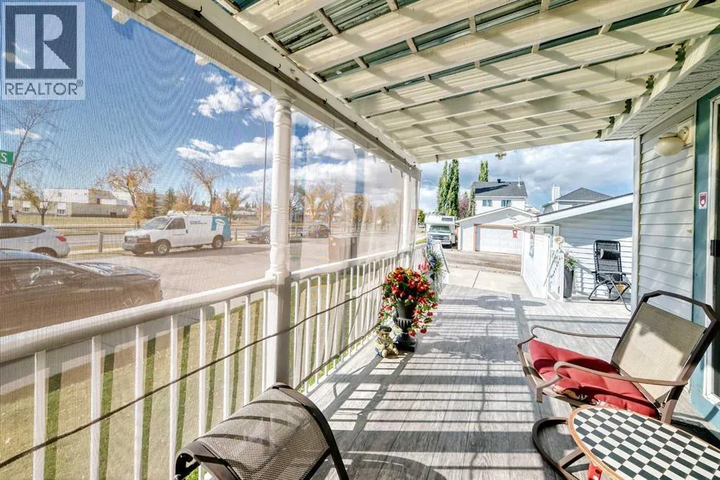 84 TUSCANY VALLEY Drive NW