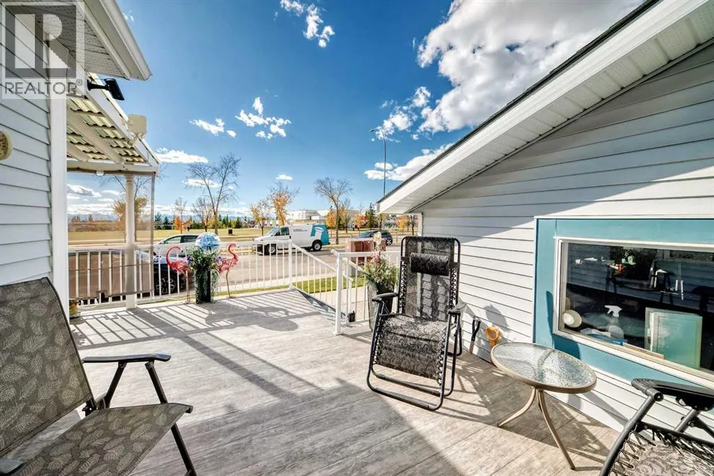 84 TUSCANY VALLEY Drive NW
