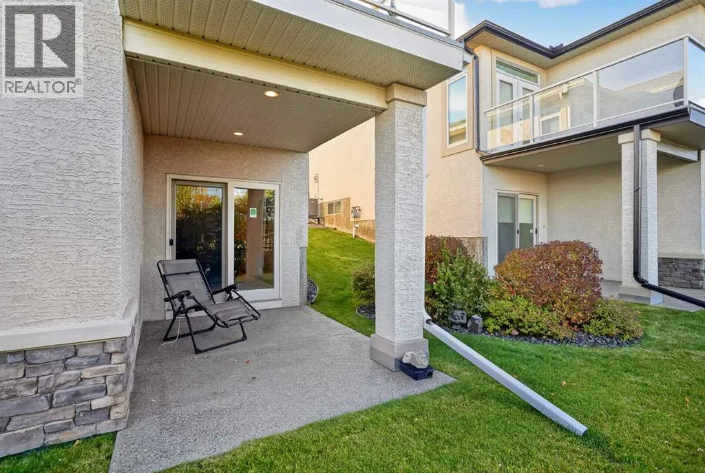 111 Tuscany Ravine Heights NW