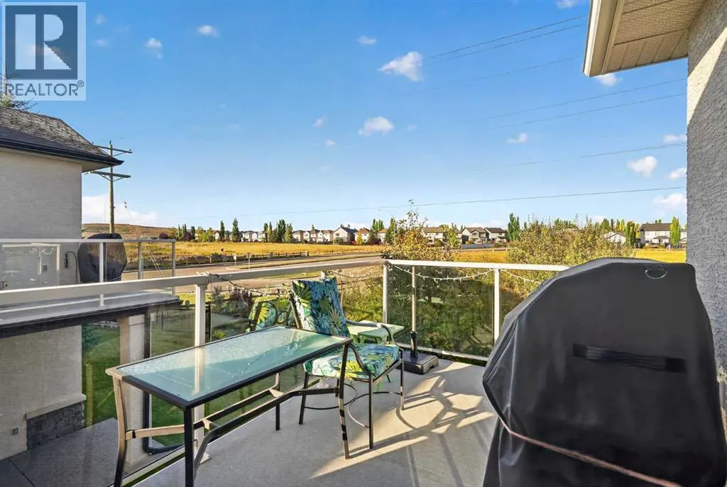 111 Tuscany Ravine Heights NW